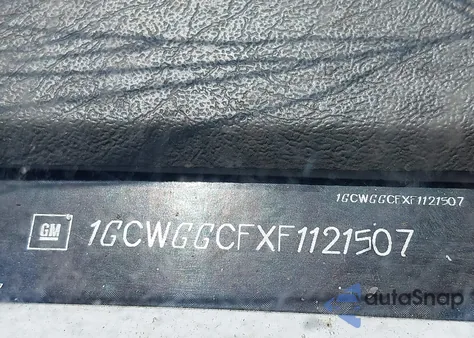 2015 Chevrolet Express 2500 Work Van z USA, uszkodzony, nr VIN 1GCWGGCFXF1121507